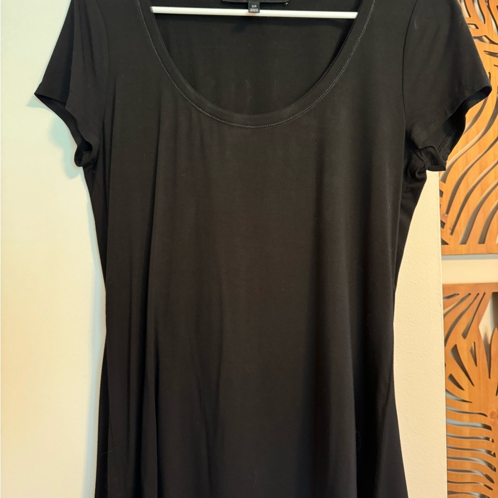 White House Black Market Scoop Neck Tee Black Size XS NWOT